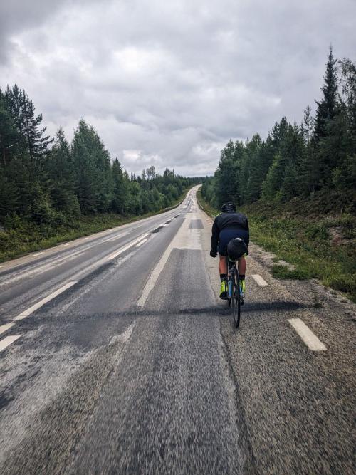 /the-cyclist-diary-v2/adventures/northcape4000/bis-repetita/rBLgLhUw_hu7810283039834540731.jpg